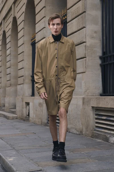 Look 26